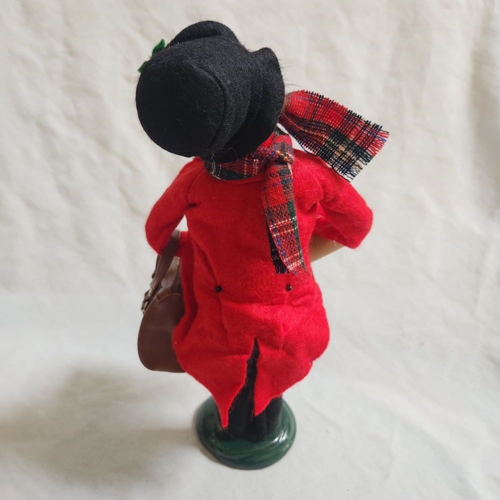 Byers Choice Carolers Traveler Man Figurine - Picture 8 of 12